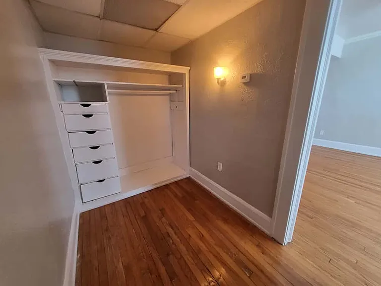 Amelia Apartments — Photo 29