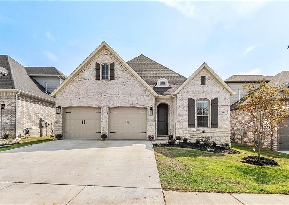 1st image of 3503 SW Daybreak Blvd