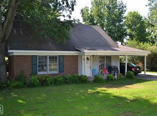 1821 Crestview St, Jonesboro, AR 72401