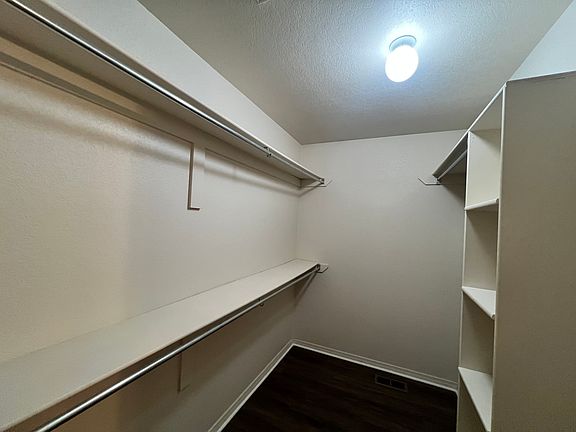 4th image of 2299 W Skyler Dr