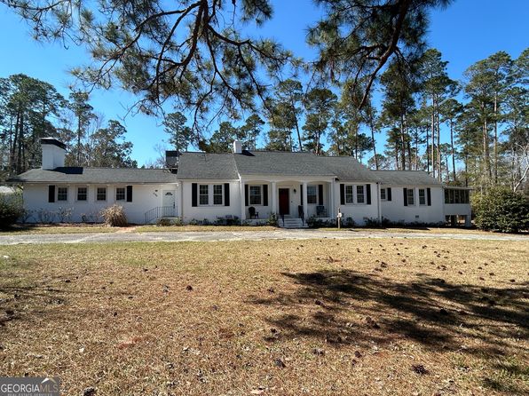 625 N Main St, Swainsboro, GA 30401