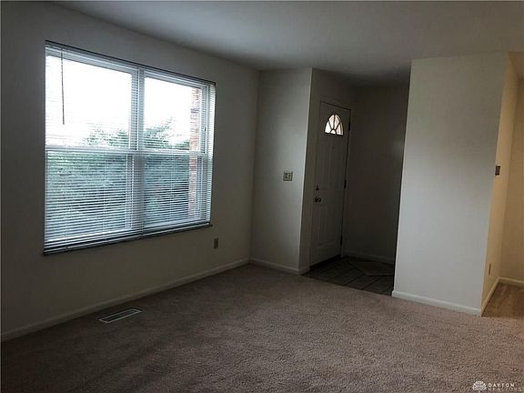 3rd image of 7662 Downing St