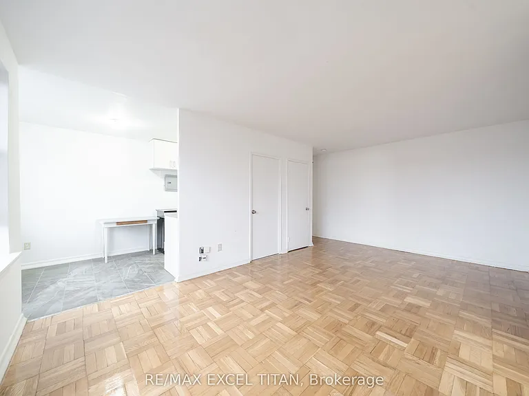 2507 Eglinton Ave W #106 — Photo 5