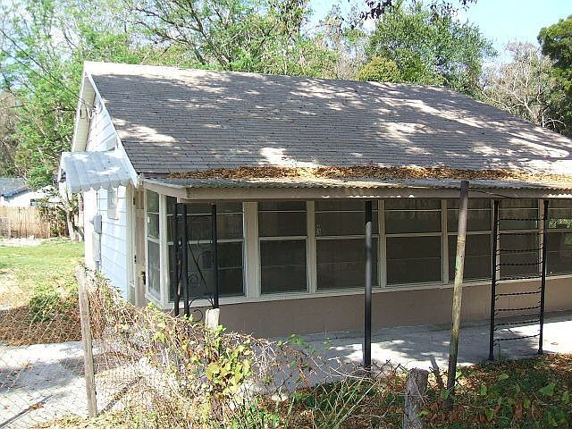 1st image of 8708 N Dexter Ave