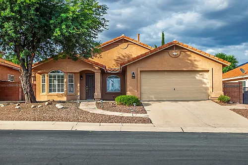 685 W Placita Vega Vis Photo 1 685 W Placita Vega Vis Photo 1