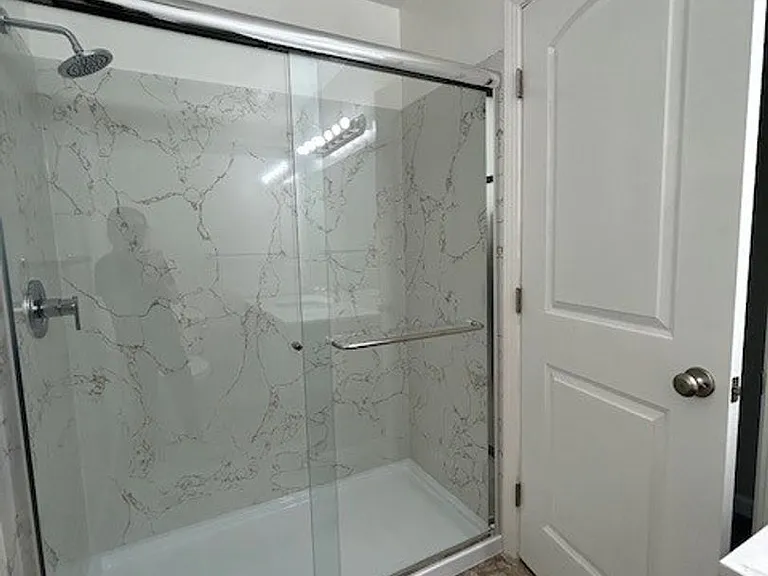 2024 Vine St #2A — Photo 18