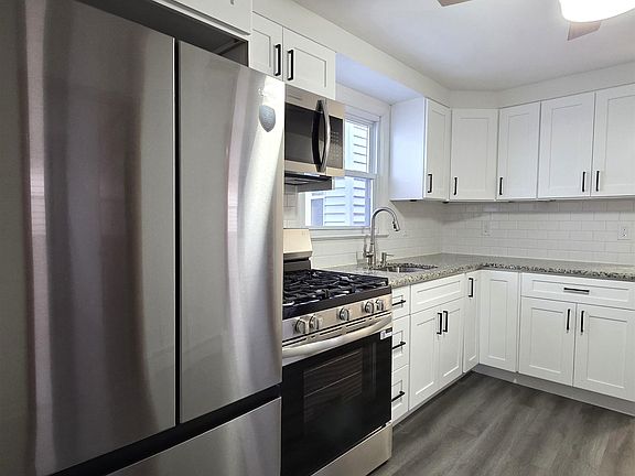 2nd image of 195 South St Floor 2