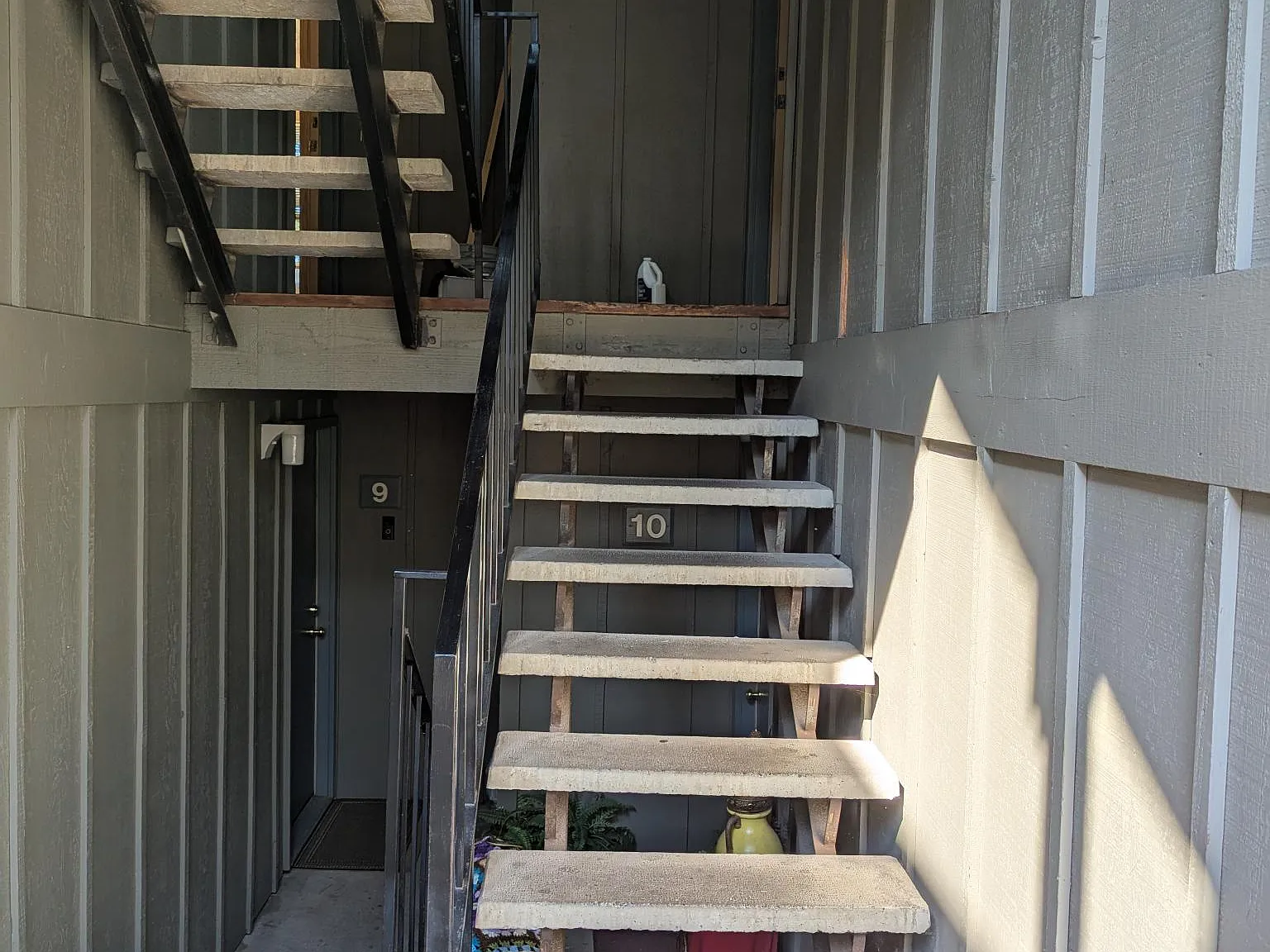 2 bed, 750 sqft, $1,600 — Photo 3