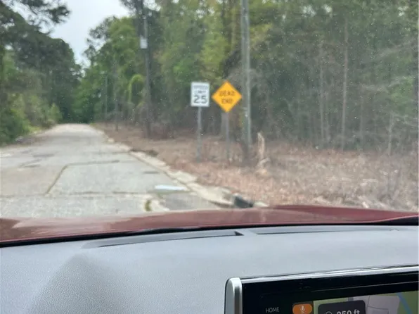 820 Gurley St, Fayetteville, NC 28305