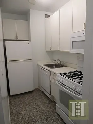 Rented by Halstead Real Estate | media 19