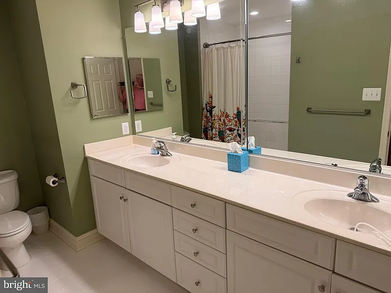 615 Strandhill Ct — Photo 18