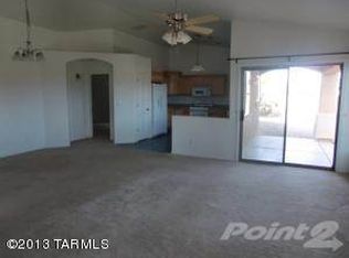 10483 E Rose Hill St, Tucson, AZ 85747