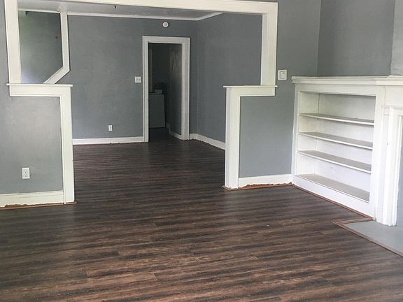 2nd image of 1510 Loretta Ave