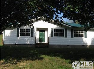 530 Rogues Fork Rd, Bethpage, TN 37022