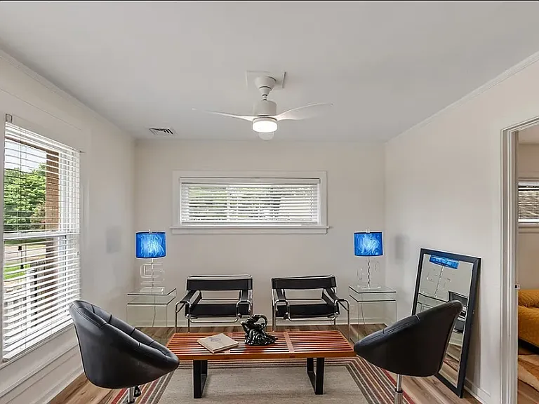 2309 1st Ave — Photo 8