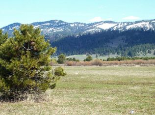 10198 Packsaddle Rd, Cascade, ID 83611