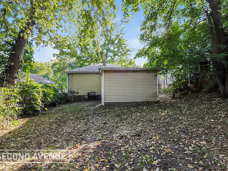 7022 S Benton Ave — Photo 21