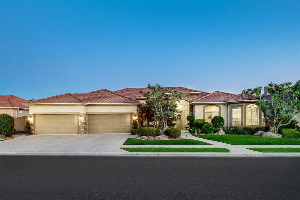 616 Richmond Ave, Clovis, CA 93619 | Zillow