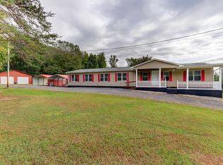140 Lee Village Dr, Harriman, TN 37748