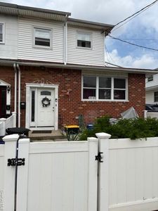 22167 Braddock Avenue, Queens Village, NY, 11427