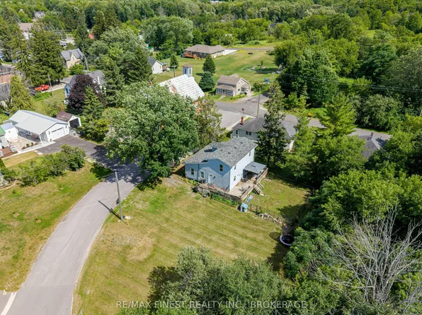 1 Neely St, Stone Mills, ON K0K 3G0