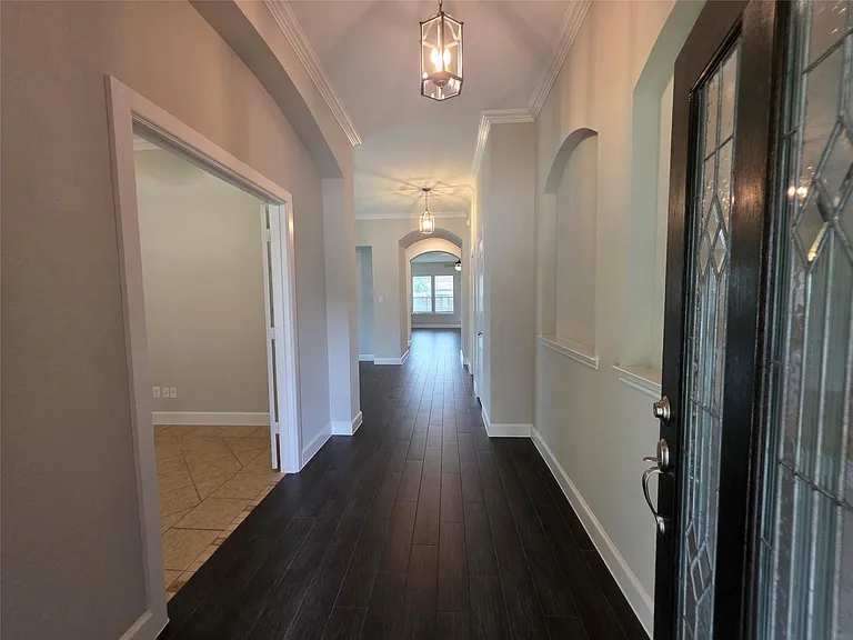 6146 Bradie Ct — Photo 3