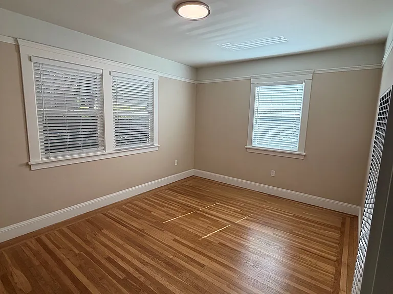 1525 Spruce St #8 — Photo 8
