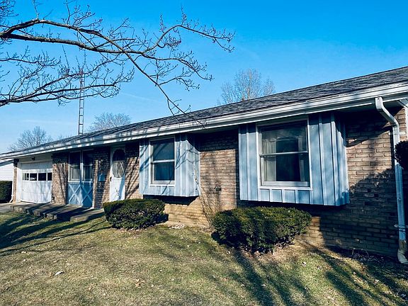 2nd image of 1023 Thomas Dr