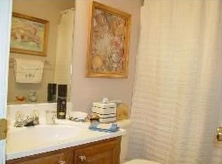 616 Peach St, Ocean Springs, MS 39564
