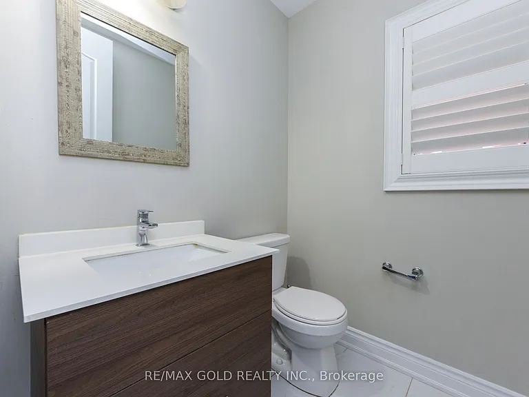 1270 McPhedran Point — Photo 7