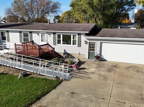 1106 2nd St SE, Tripoli, IA 50676