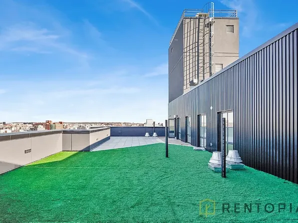 668 Bushwick Avenue image 12 of 12