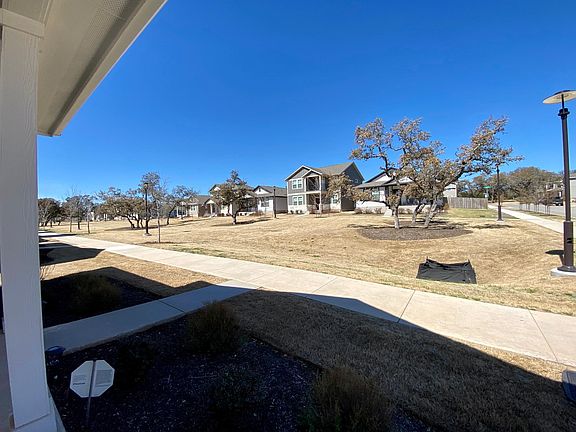 4th image of 2103 Pecan Island Dr
