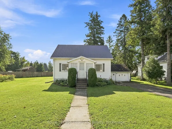 31 Louise St, Minto, ON N0G 1Z0