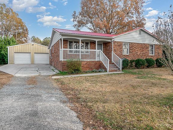 2nd image of 355 Catawba Dr