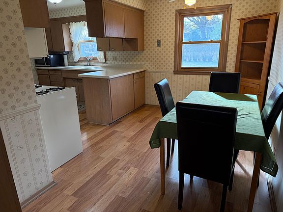 4th image of 1507 Plainview Ln