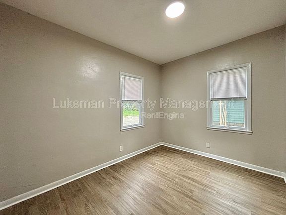 3rd image of 1320 S Westnedge Ave APT 2