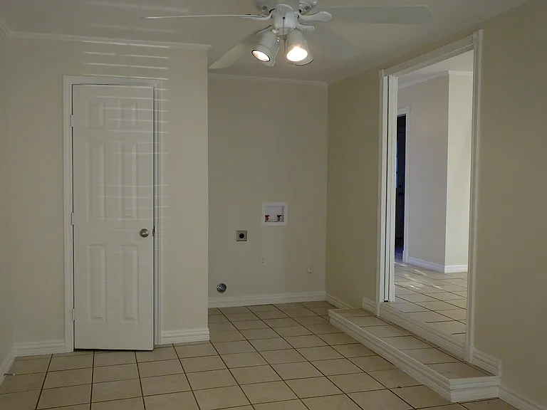 10640 Aledo Dr — Photo 19