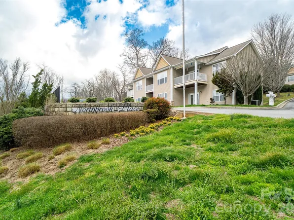 10 Northbrook Pl APT D, Asheville, NC 28804