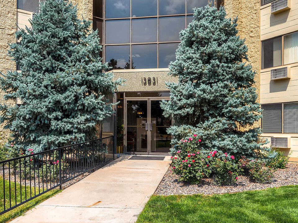 13631 E. Marina Drive Front 