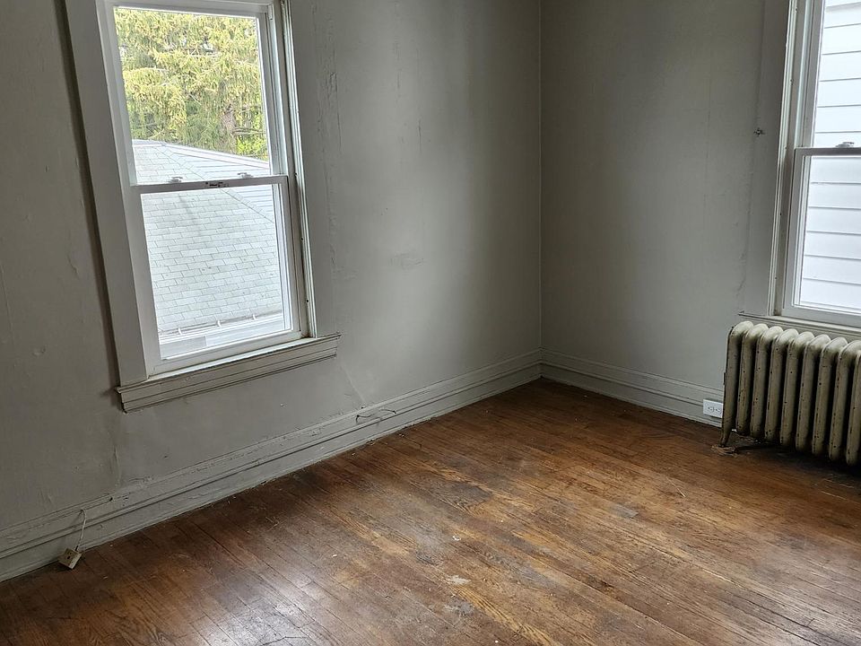 24 Lincoln Ave 3S, Endicott, NY 13760 Zillow