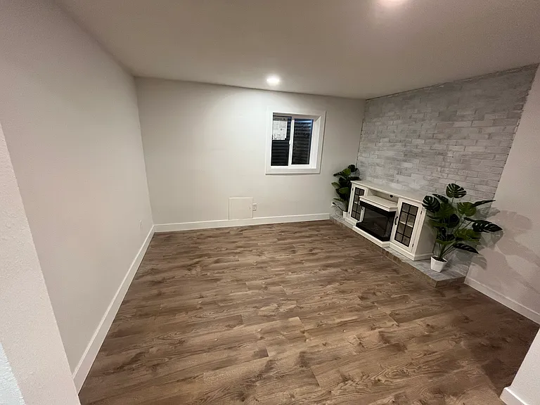 17952 E Gunnison Pl #2 — Photo 4