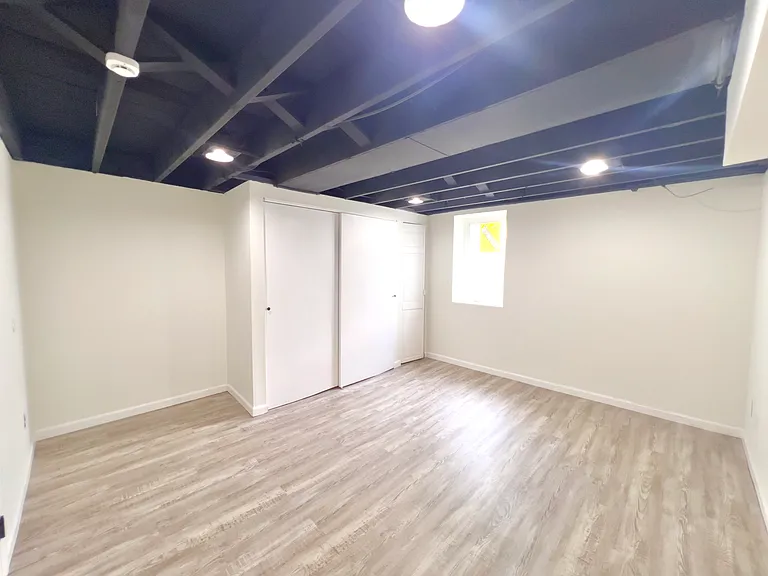 10325 Lookaway Dr — Photo 25