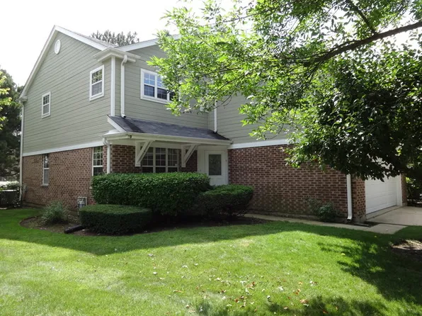864 Winchester Ln, Northbrook, IL 60062