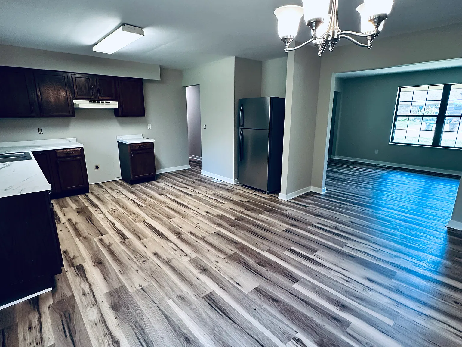 3 bed, 1344 sqft, $1,850 — Photo 3