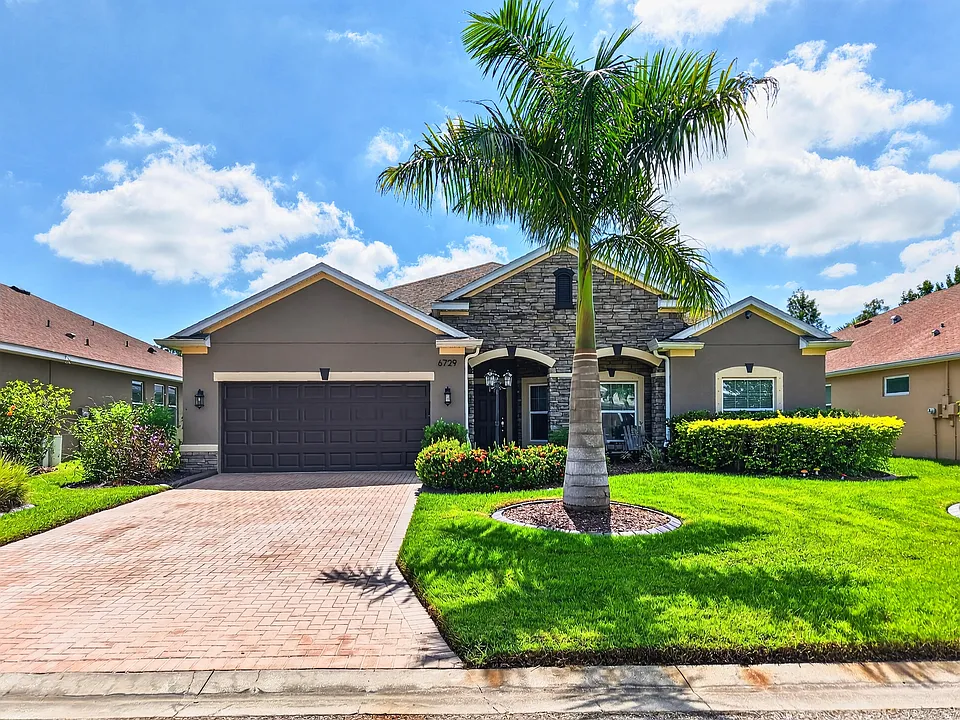 6729 49th Ct E