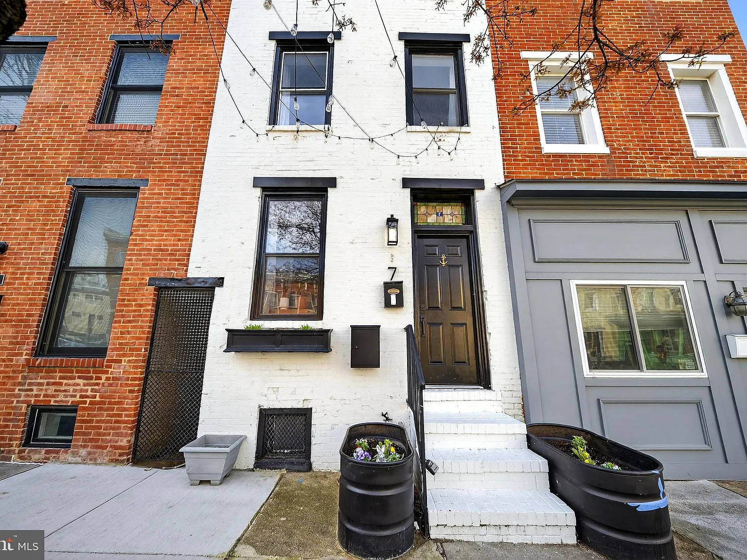4 bed, 1718 sqft, $3,300 — Photo 3