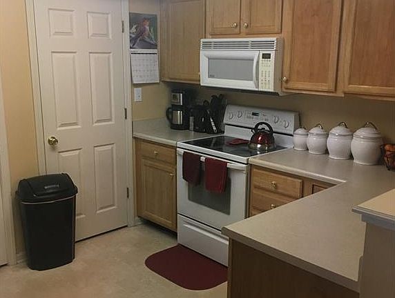 4th image of 4637 Kelvington Dr