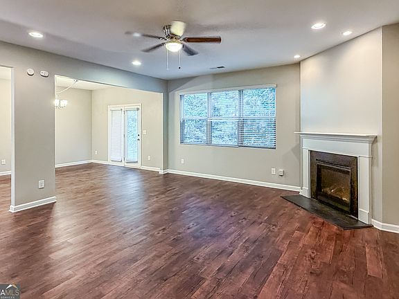 3rd image of 47 Anna Marie Ct