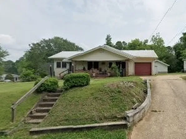 121 10th St NW, Fayette, AL 35555